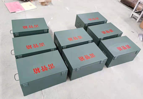山丹炸药箱和雷管箱一般是怎么存放的？